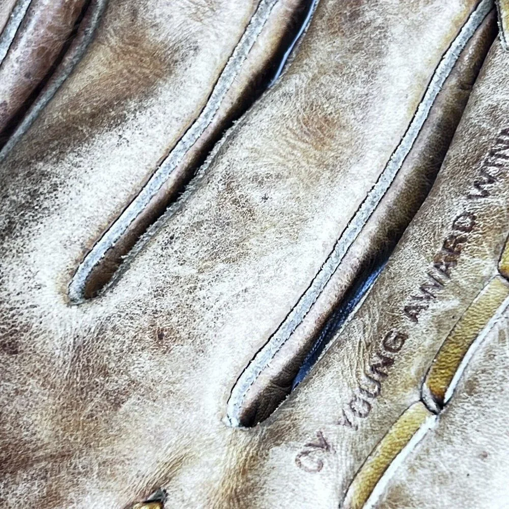 Wilson Leather Baseball Fielders Glove Mitt A2245 Bruce Sutter Right Throw 12 in - Picture 13 of 13